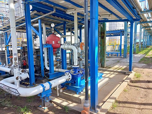 MGO marine fuel pumping station